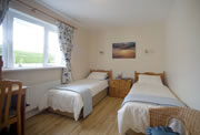 Bedroom (Twin)